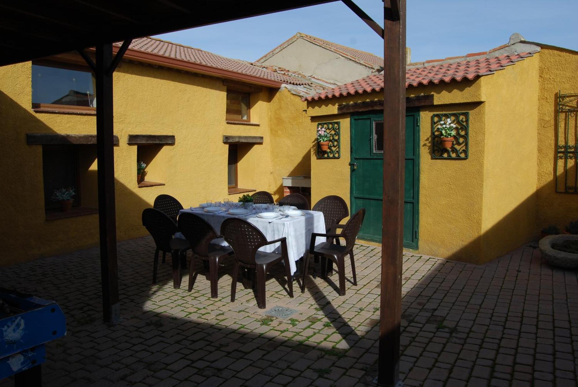 Arroyo Milano Casa Rural Maello Ngoại thất bức ảnh